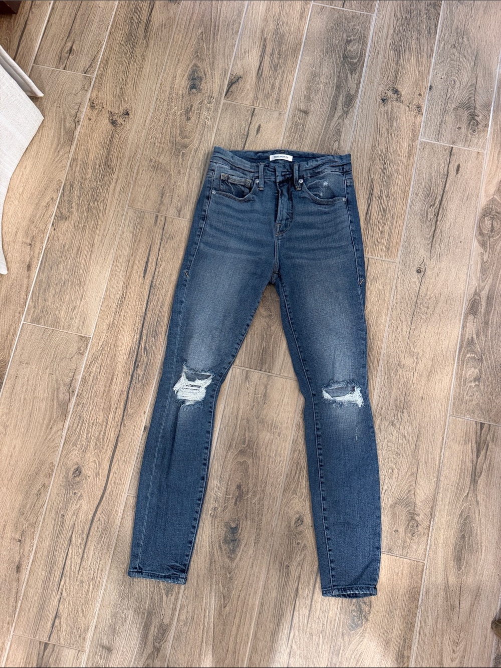 Good American  Distressed Skinny Jeans